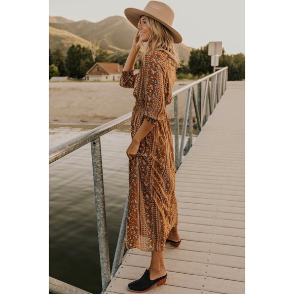 SOLD🖤Roolee maxi dress - Picture 2 of 7